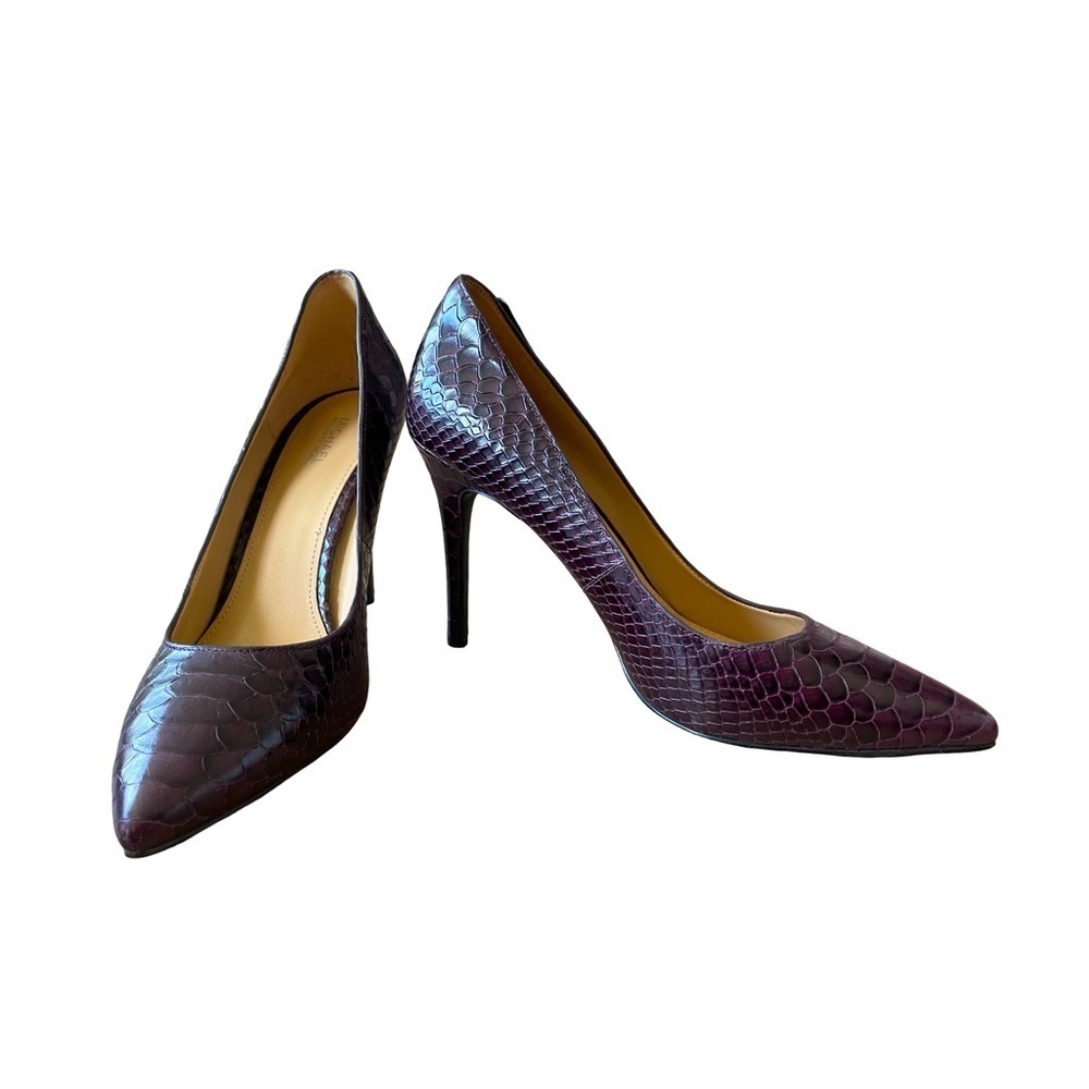 Michael Kors Purple Dorothy Embossed Crocodile Printed Leather Heels Size 8.5